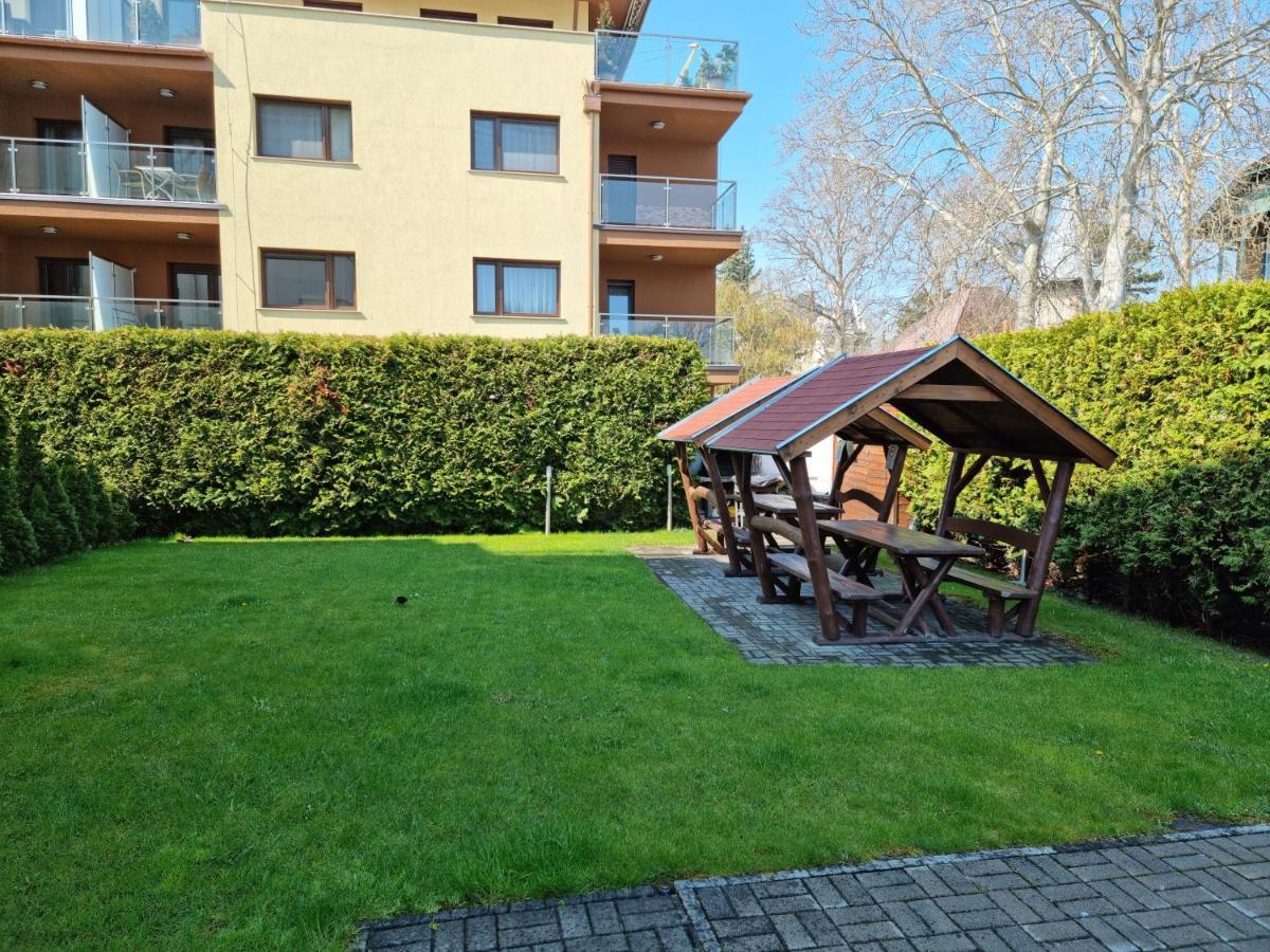 Betti Apartman Siófok Zewnętrze zdjęcie